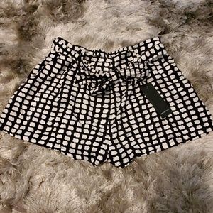 NWT FOREVER 21 Flare shorts